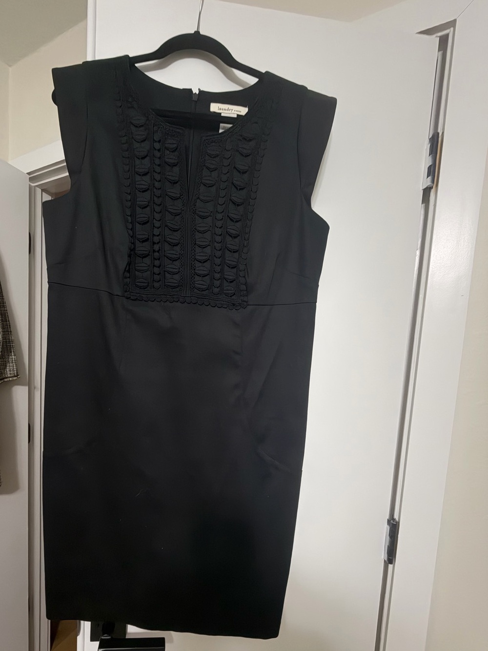 Laundry by Design Black Sleeveless Sheath Dress with Front Pintuck Detail